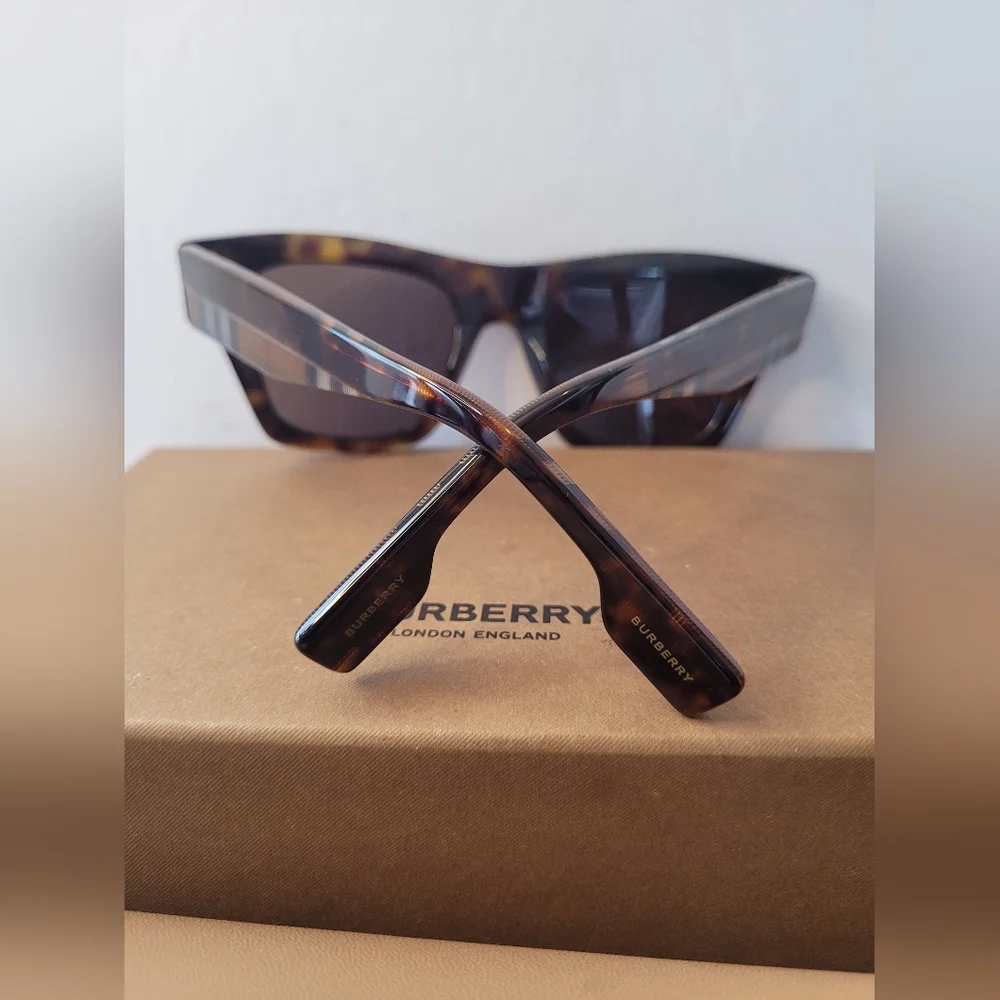 Burberry Nova Check Unisex Sunglasses